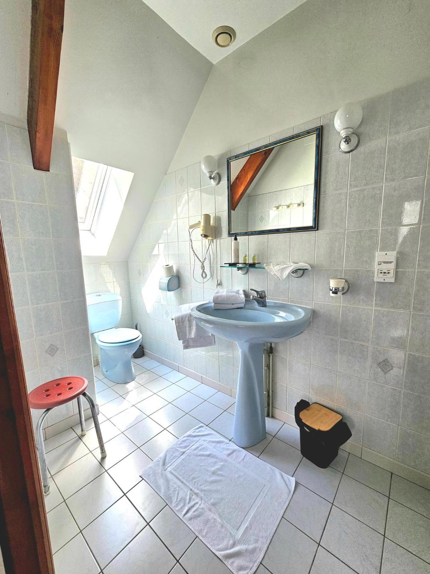 Le Charmel Chambres D'Hotes Chez Renee מראה חיצוני תמונה